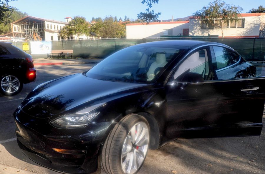 Amanda Wang’s (‘20) Tesla parked at Webb.
