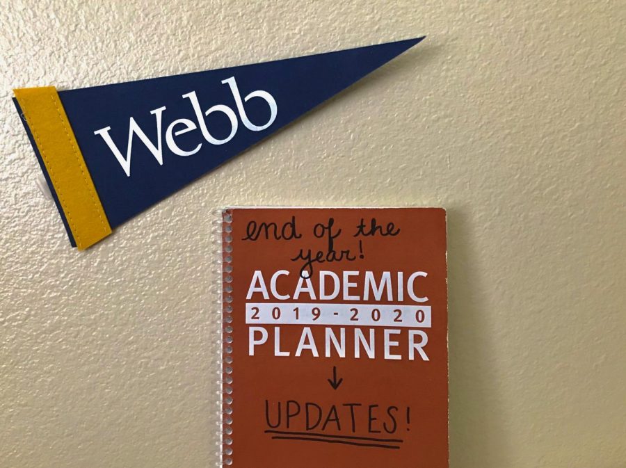 The+administration+made+changes+to+the+school+day+schedule+after+receiving+feedback+from+parents+and+students.+