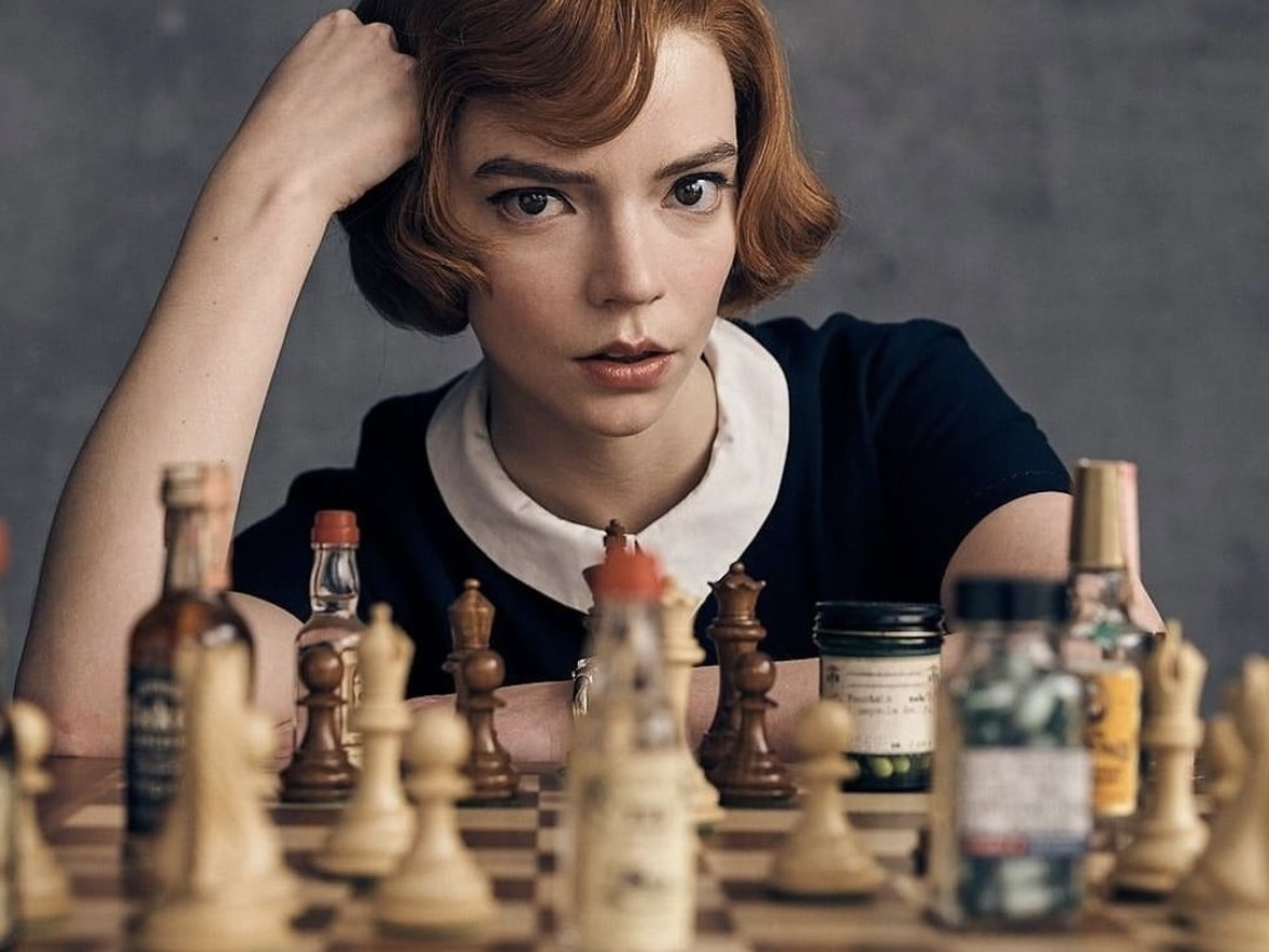 Why do people like Queen's Gambit so much? I like the show because I like  chess, but many non-chess players also love it. I think if the same story  replaced chess with