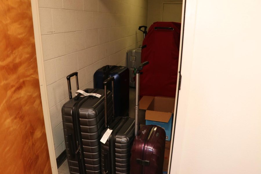 The international student luggage storage at South Hutchinson dormitory holds the suitcases of many international students. This storage allows one suitcase per student and any other extra luggage is stored in the top cabinet of the students’ rooms.