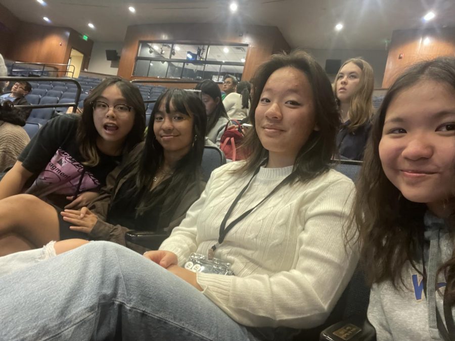 Steph Ma (‘25), Izzy Kim (‘24), Leia Albornoz (‘25) and Jenny Tran (‘25) represent VWS for AsEA, preparing for the last keynote speaker. Not pictured but in attendance was Yvette Shu (‘23).  