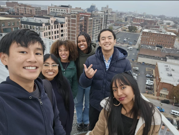 Ryan Ho (‘25), Neria Spence (‘24), Sydney Morales (‘25), Jarra Jallow (‘25), Hambo Xu (‘25), and Leia Albornoz (‘25) pose for a picture at the heights of the St. Louis, Missouri. At SDLC, they had the opportunity to speak with hundreds of like-minded students as well as receive lectures from famous speakers such as Omékongo Dibinga, an established author and promoter of diversity and equity. 