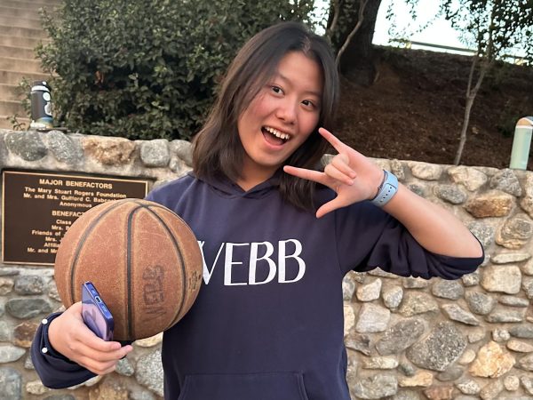  Tracy Ren (‘28) stands on the outdoor courts, ready to practice for the girls’ JV team. Her excitement to improve is infectious, filling the court with a buzz of eagerness. Although the team warms up outside, in the chilly winter air, the excitement warms the team up. "Having energy on the court makes me play better” says Mandana Mojaverian (‘26).  With the readiness for improvement coursing through the girl's veins, there's no secret this season will be a great one.  